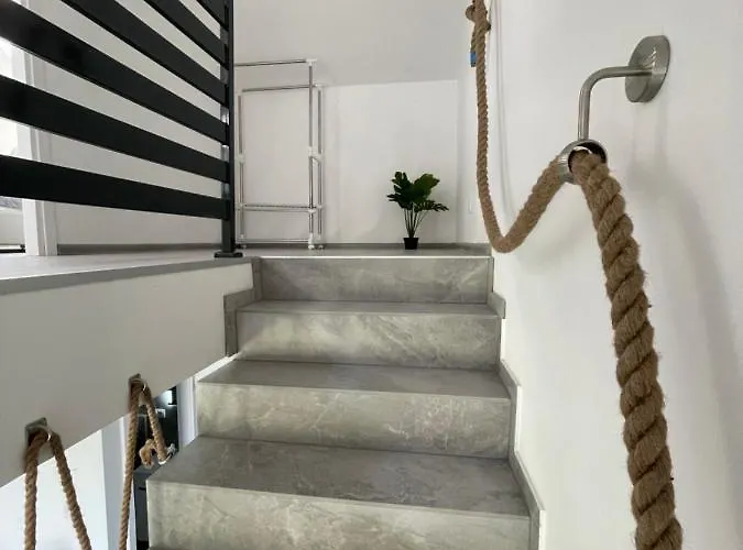 Koniec Swiata Nowa Stodola Миколайки